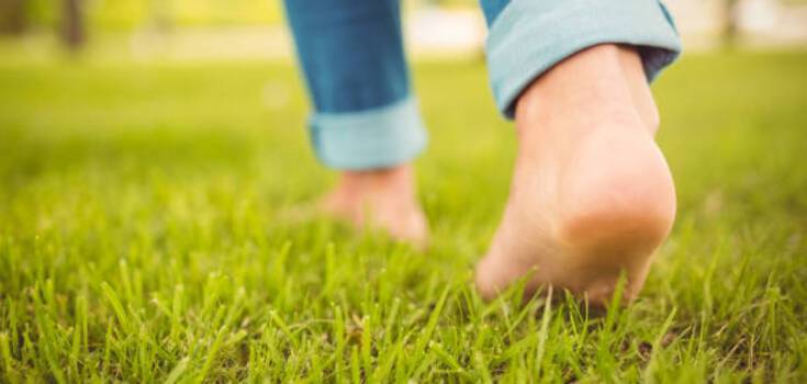 Преимущества хождения босиком: бесценная польза для вашего здоровья