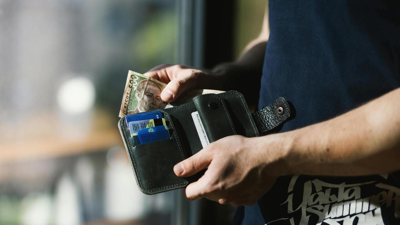 The professions that pay the most in Ukraine are named