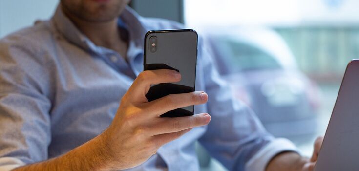 Практичні лайфхаки для боротьби із залежністю від смартфона