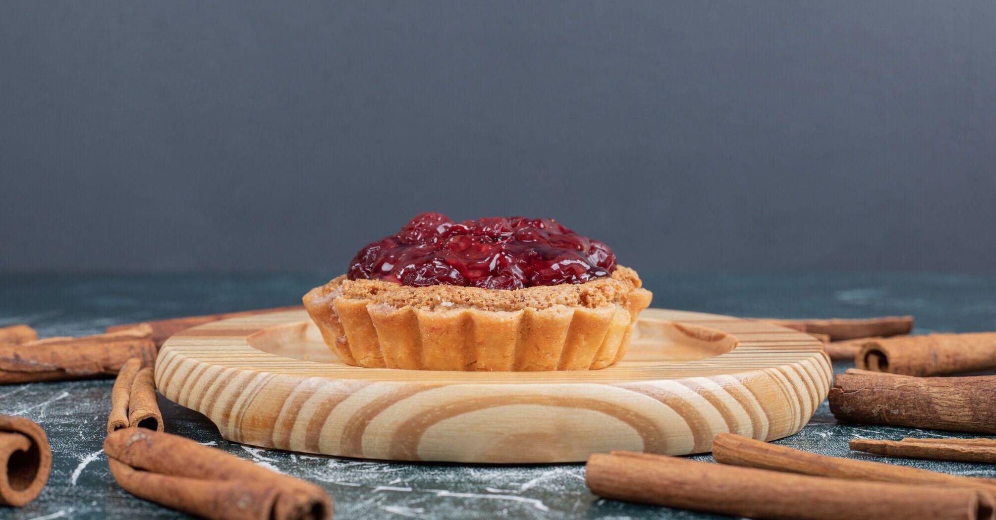 Cherry pie: a simple and delicious dessert for every day