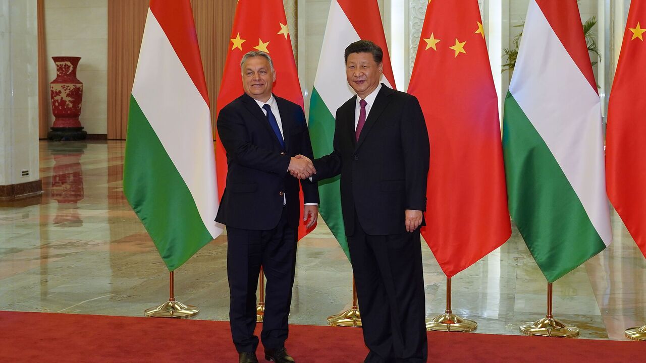 Orban calls China a "pillar of the world order" and backs its "peace plan" for the war in Ukraine