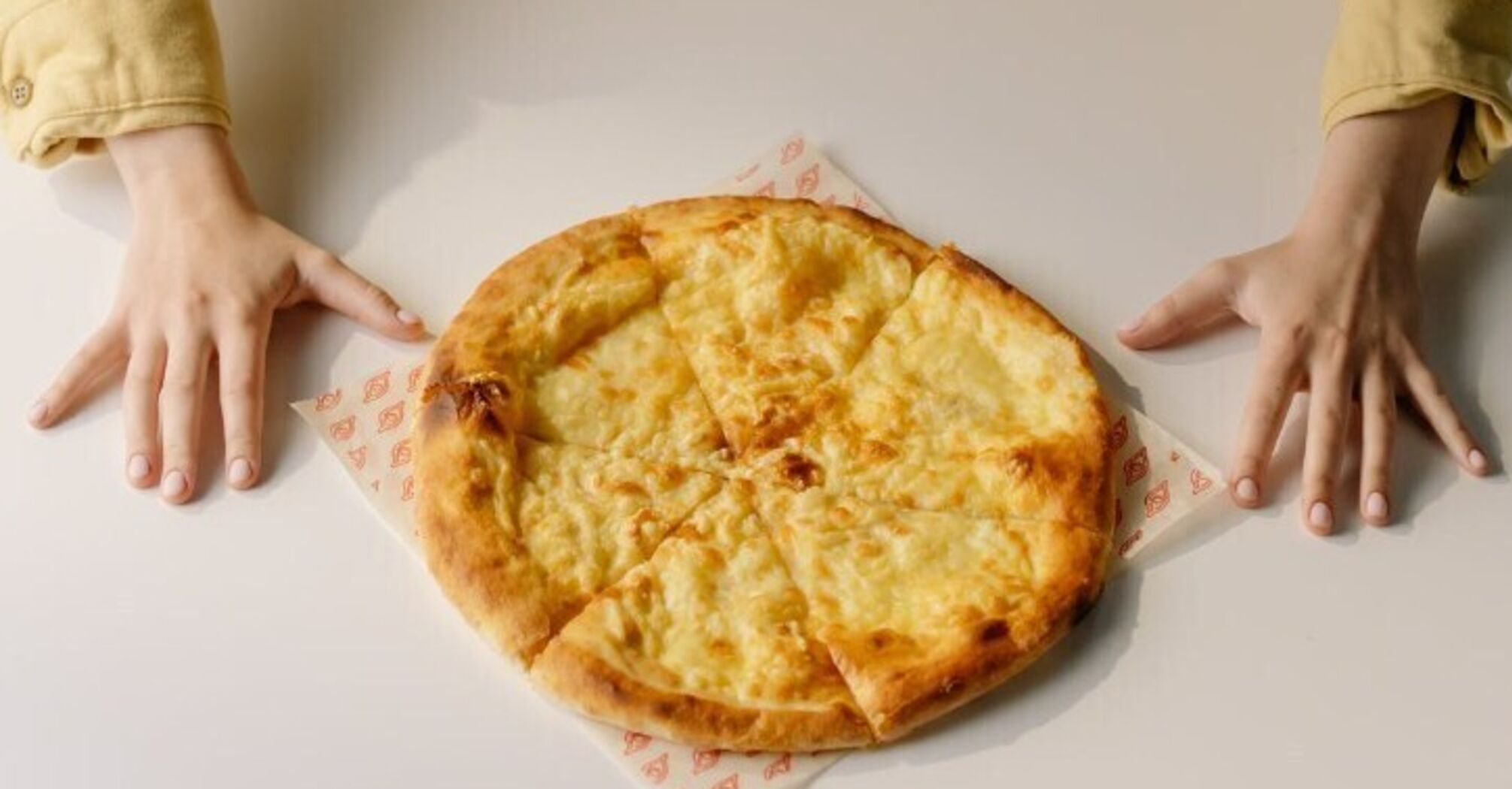 Lazy khachapuri in a hurry: cooked in a pan