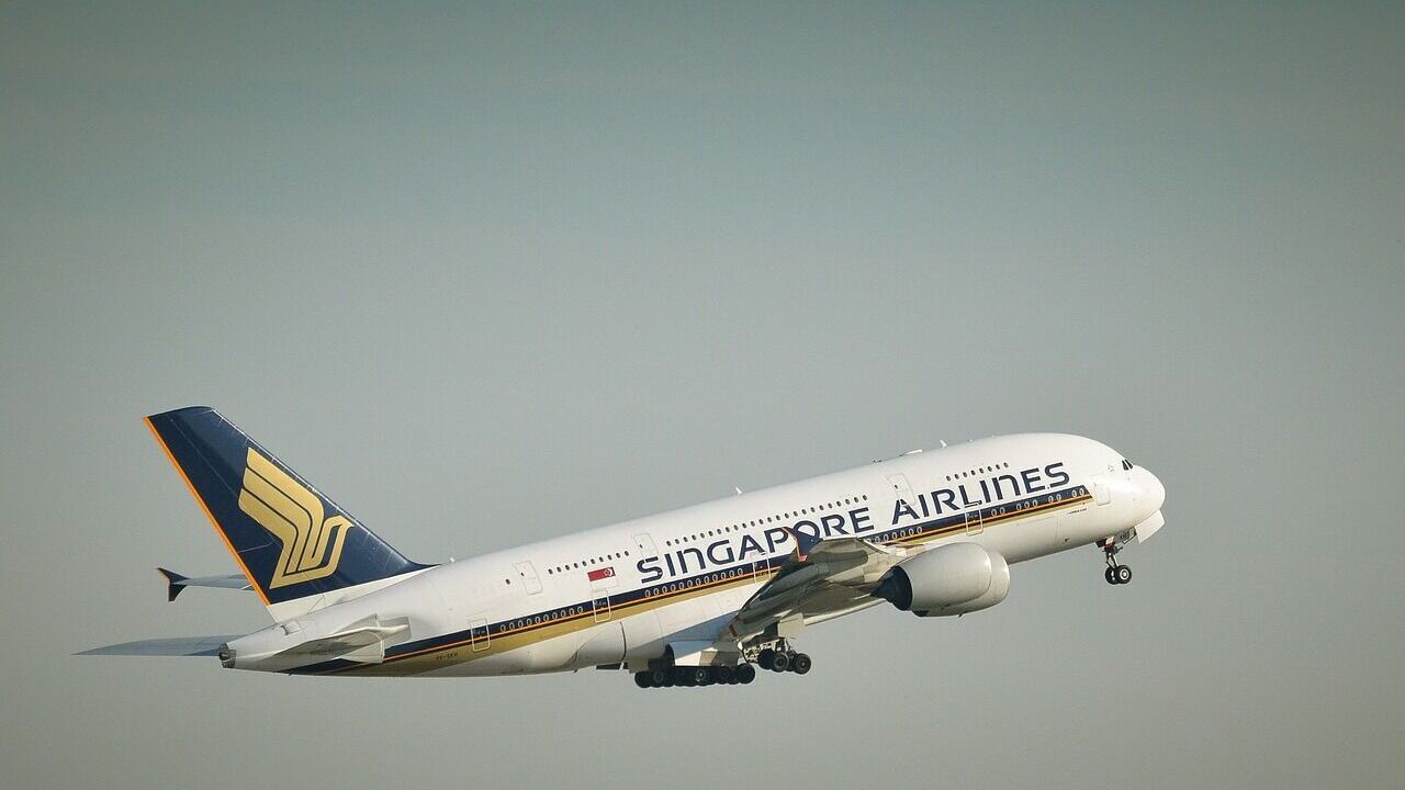 Топ-3 самых длинных авиасообщений в мире: их выполняют Singapore Airlines, Qatar Airways и Qantas