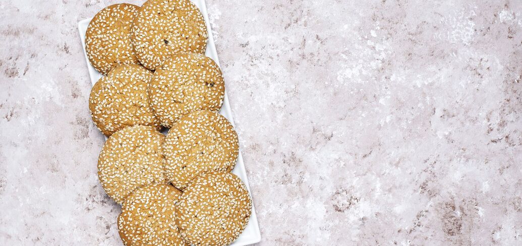 Ciasteczka sezamowe w 5 minut: a dom nabierze niezwykłego smaku