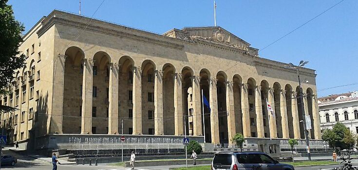 The Georgian Parliament finally passed the bill on "foreign agents": why scandals erupted around it