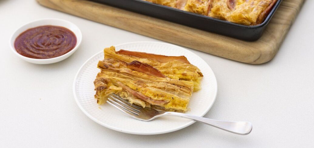 An elementary no-knead pie in half an hour: use phyllo dough