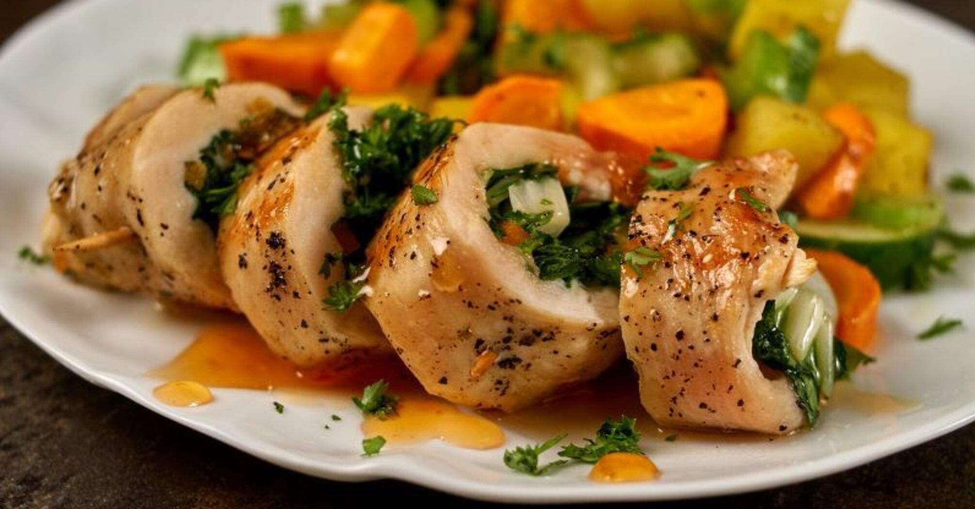 Juicy chicken rolls in batter: what to make the filling from