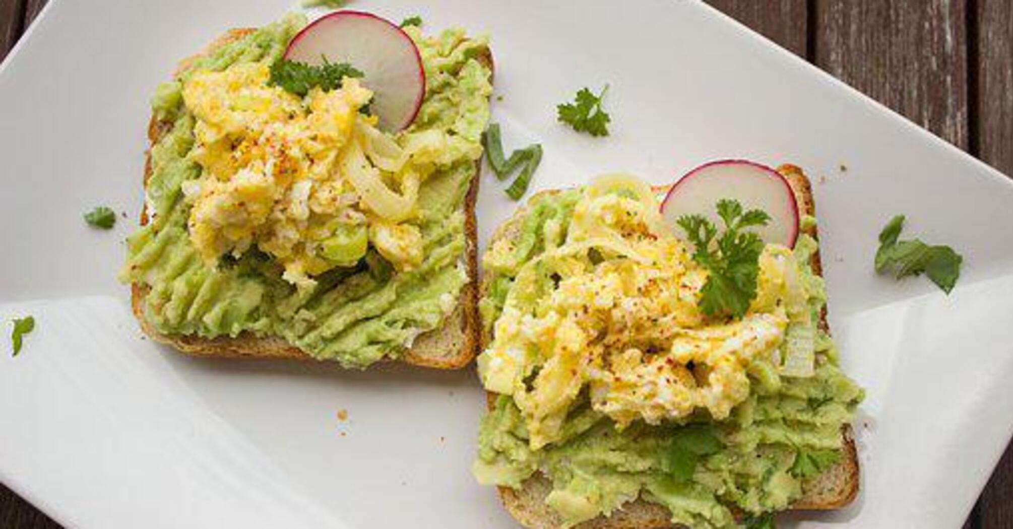 Avocado spread for bread, toast and croutons: 2 of the most popular recipes