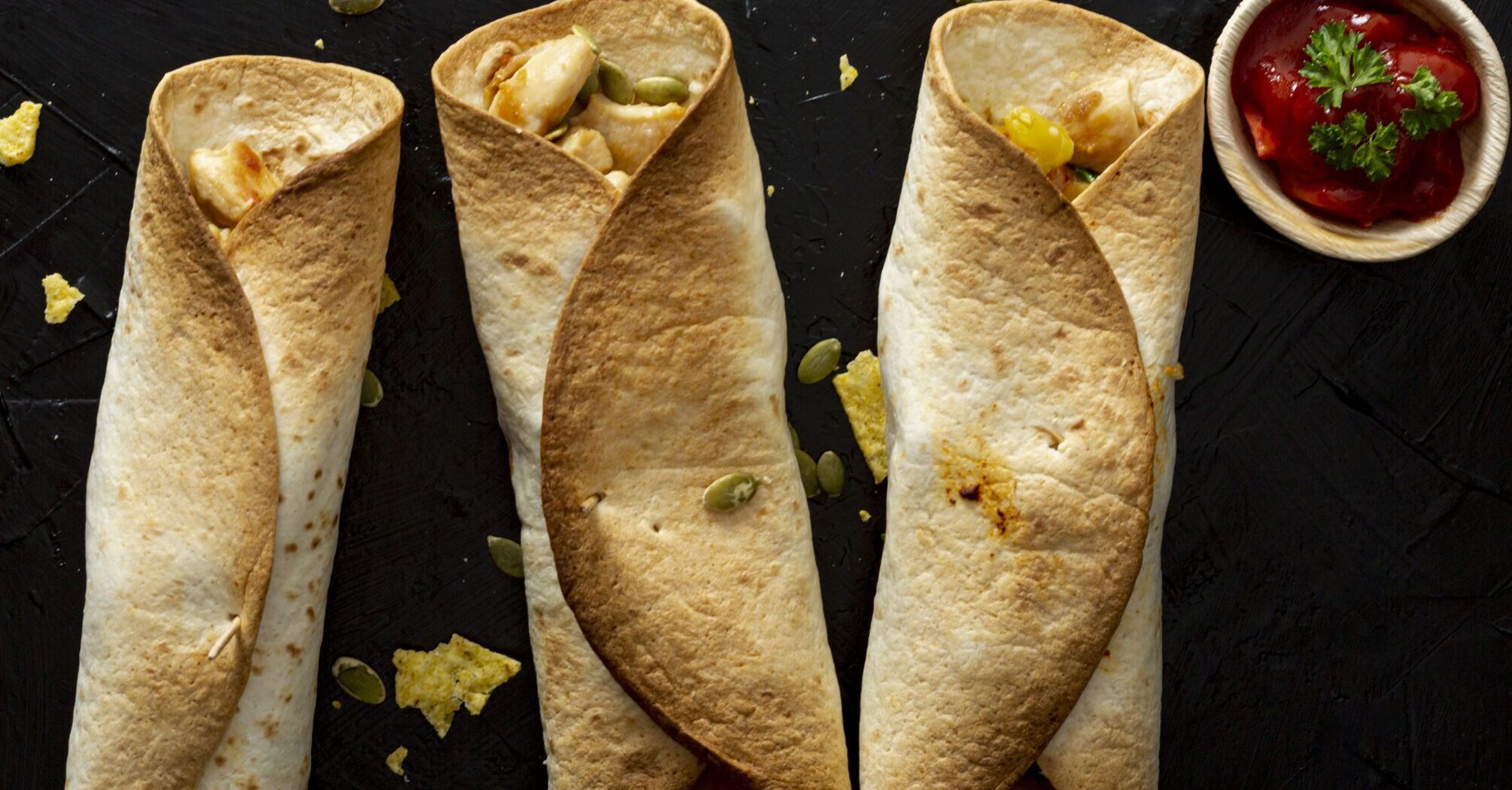 Tasty and beautiful pita bread appetizer: how to surprise your loved ones