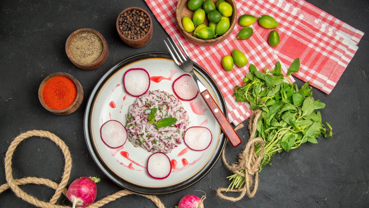 Radish salad: how to prepare this spring dish in a new way