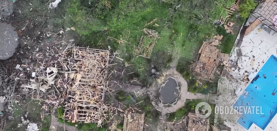 Centrum rekreacyjne po rosyjskim uderzeniu. Widok z lotu ptaka