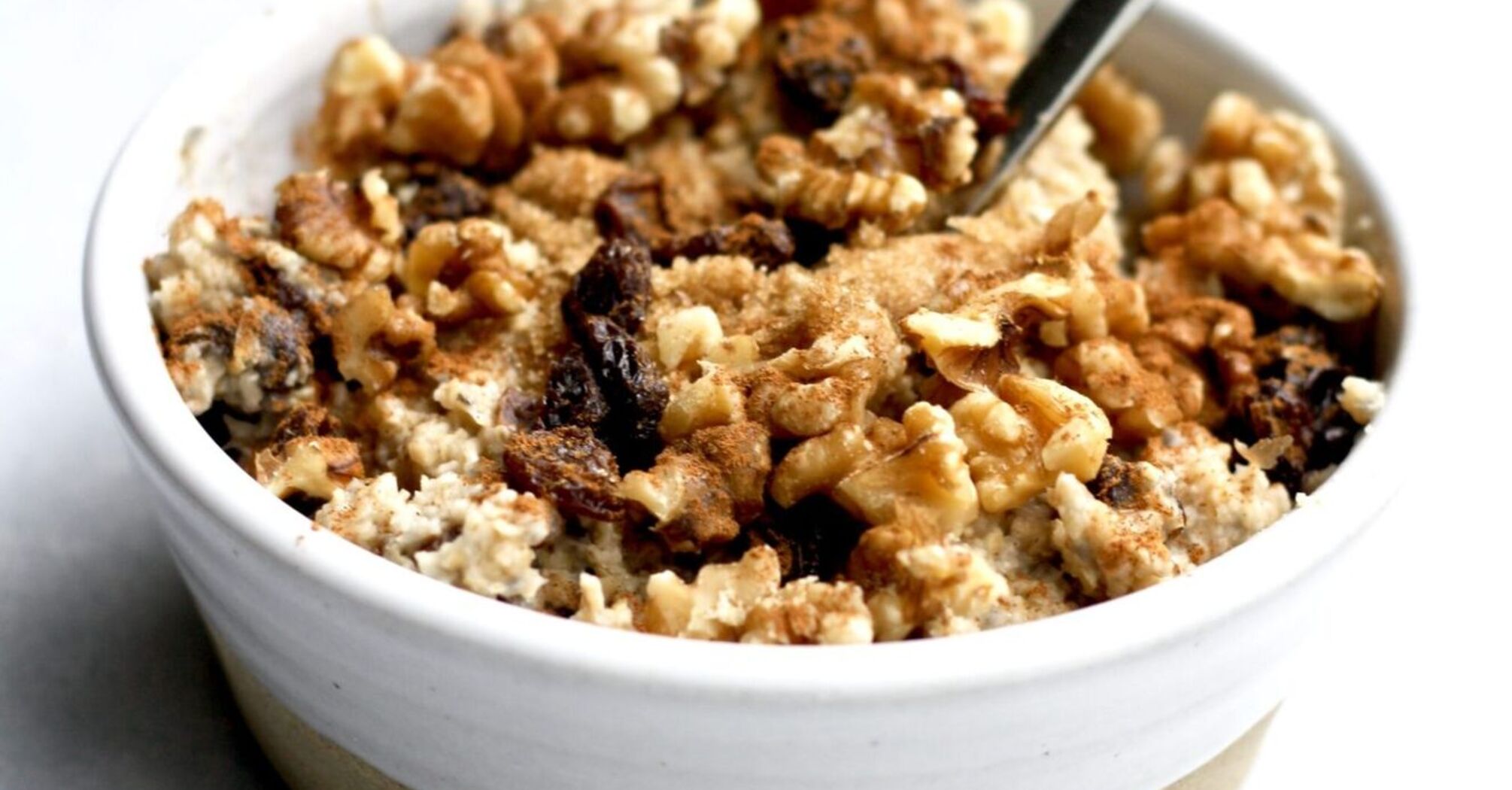 Sinabon-flavored oatmeal: how to make a healthy dessert