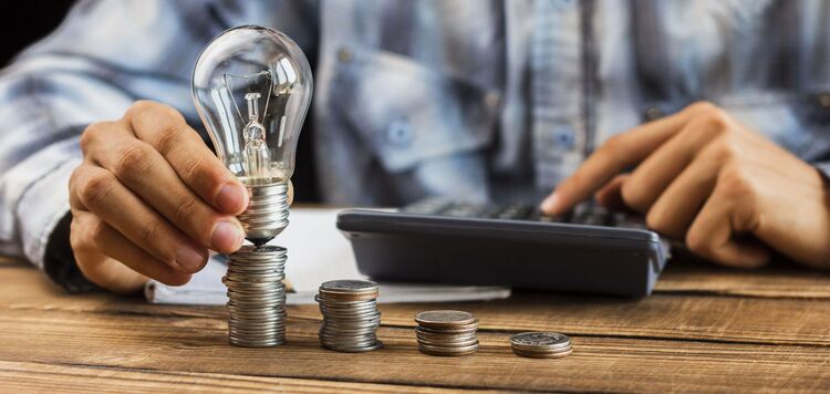 How fakes are spread