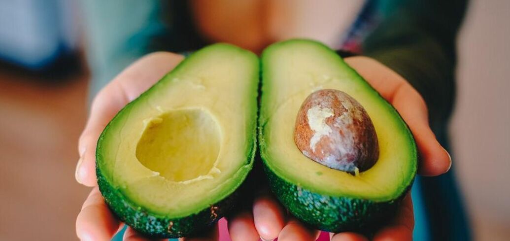 What to cook with hard avocado: the easiest appetizer recipe