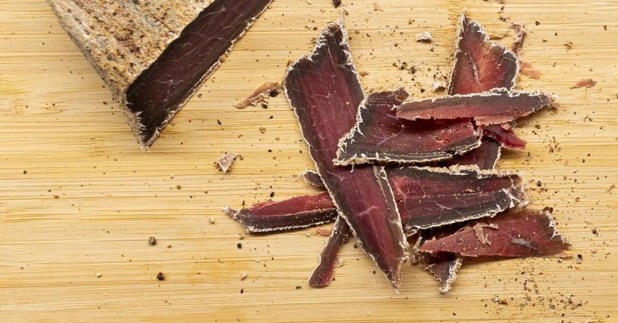 What are meat jerkies and how to make them: a great substitute for store-bought snacks