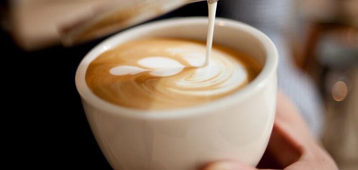 How to froth milk without a frother in 2 minutes: life hack