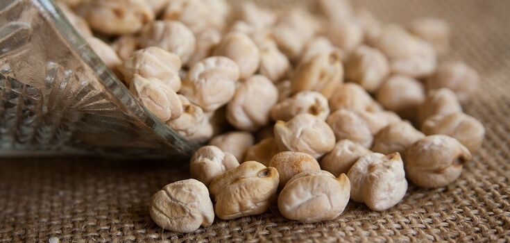 How to cook chickpeas deliciously and properly: you only need spices