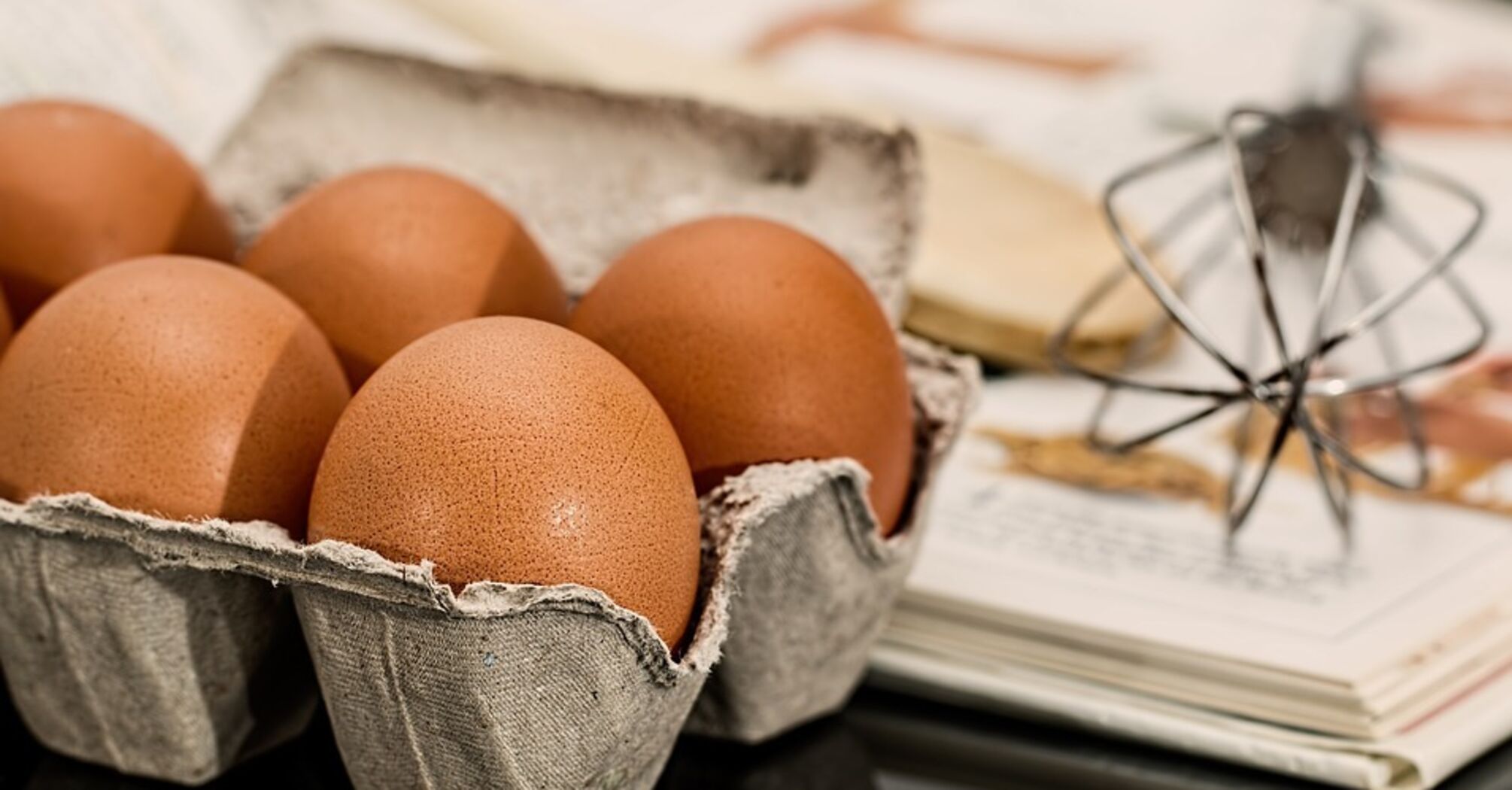How to cook scrambled eggs in a new way: a healthy breakfast idea in 10 minutes