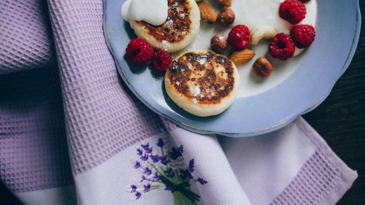 Fluffy cheesecakes without flour that always keep their shape: recipe in the oven