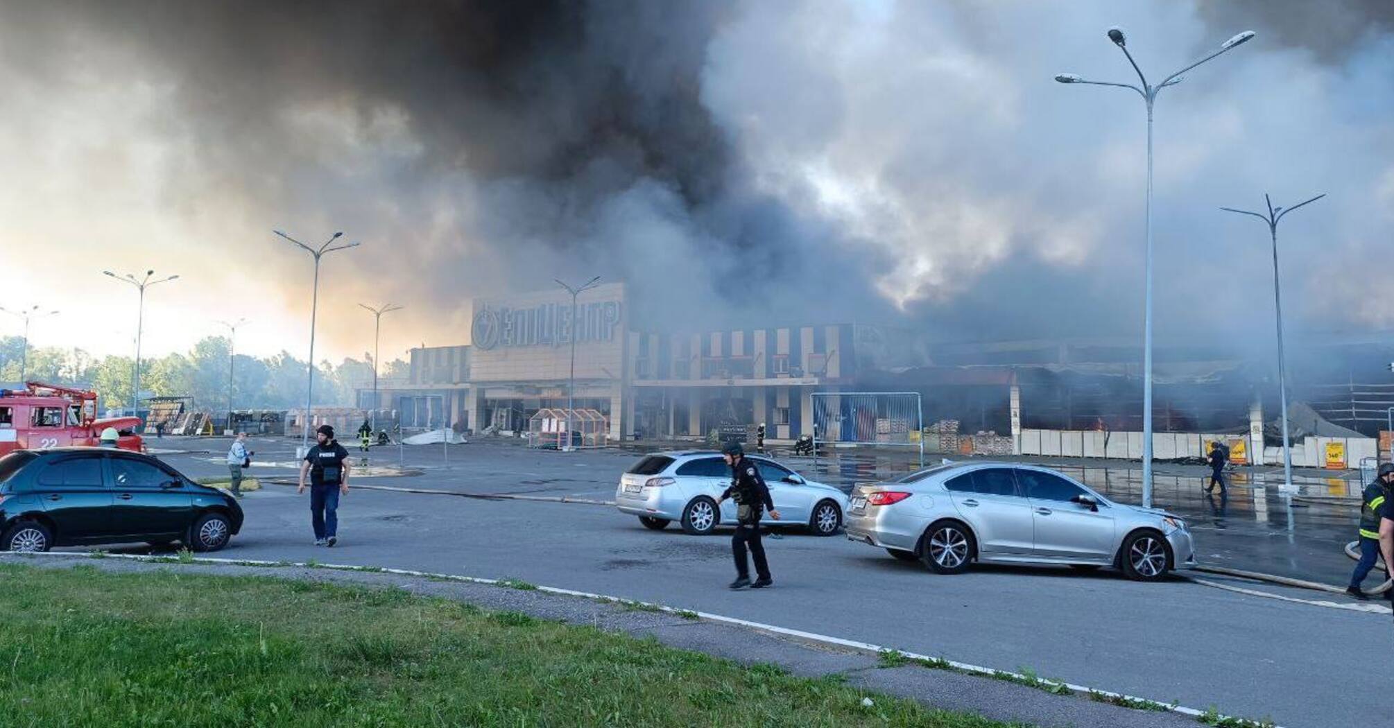 14 people reported dead after Russian strike on Epicenter, ten more bodies remain unidentified