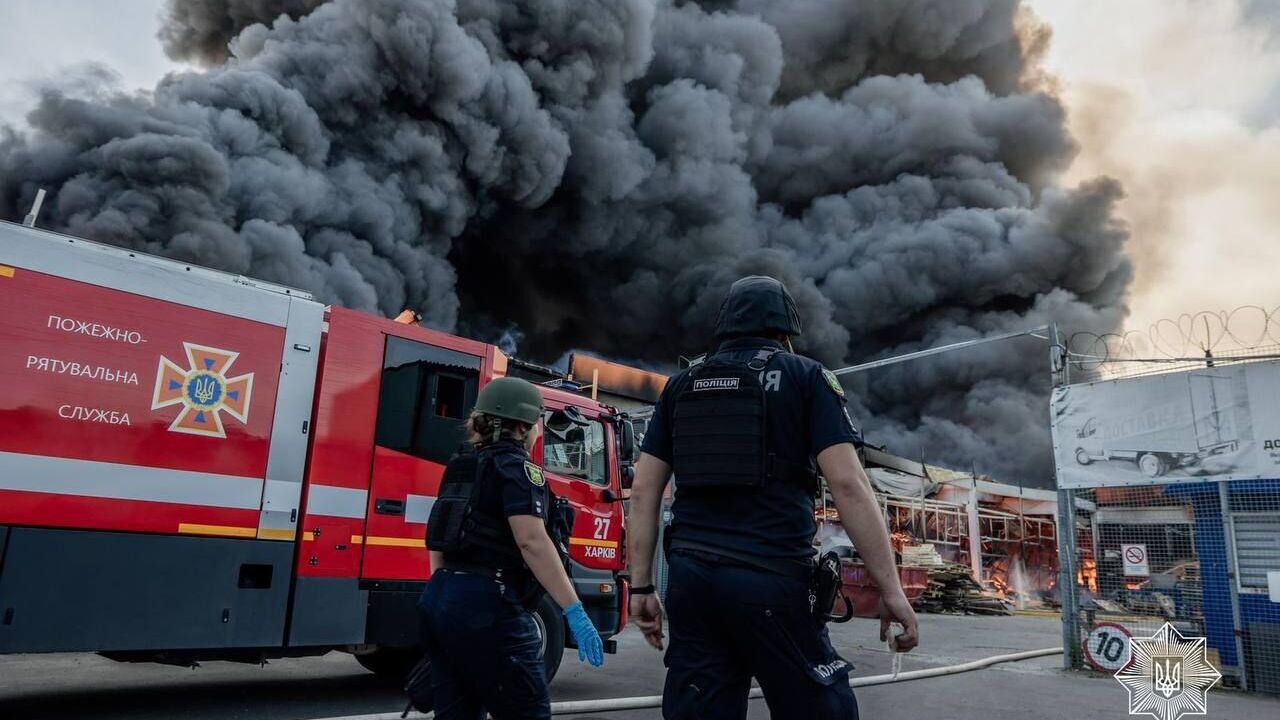 17 people, including a 12-year-old girl, could still be trapped under the rubble of Epicenter in Kharkiv