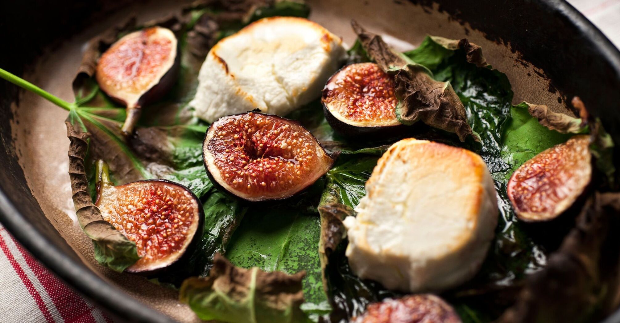 What to cook with figs: recipe for baked figs with cottage cheese and ...
