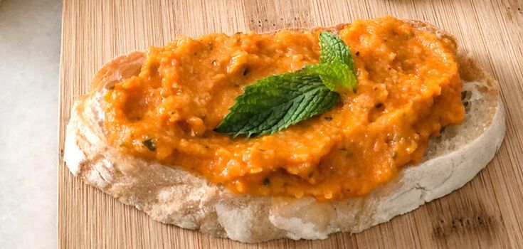 Delicious zucchini spread: how to make a simple appetizer