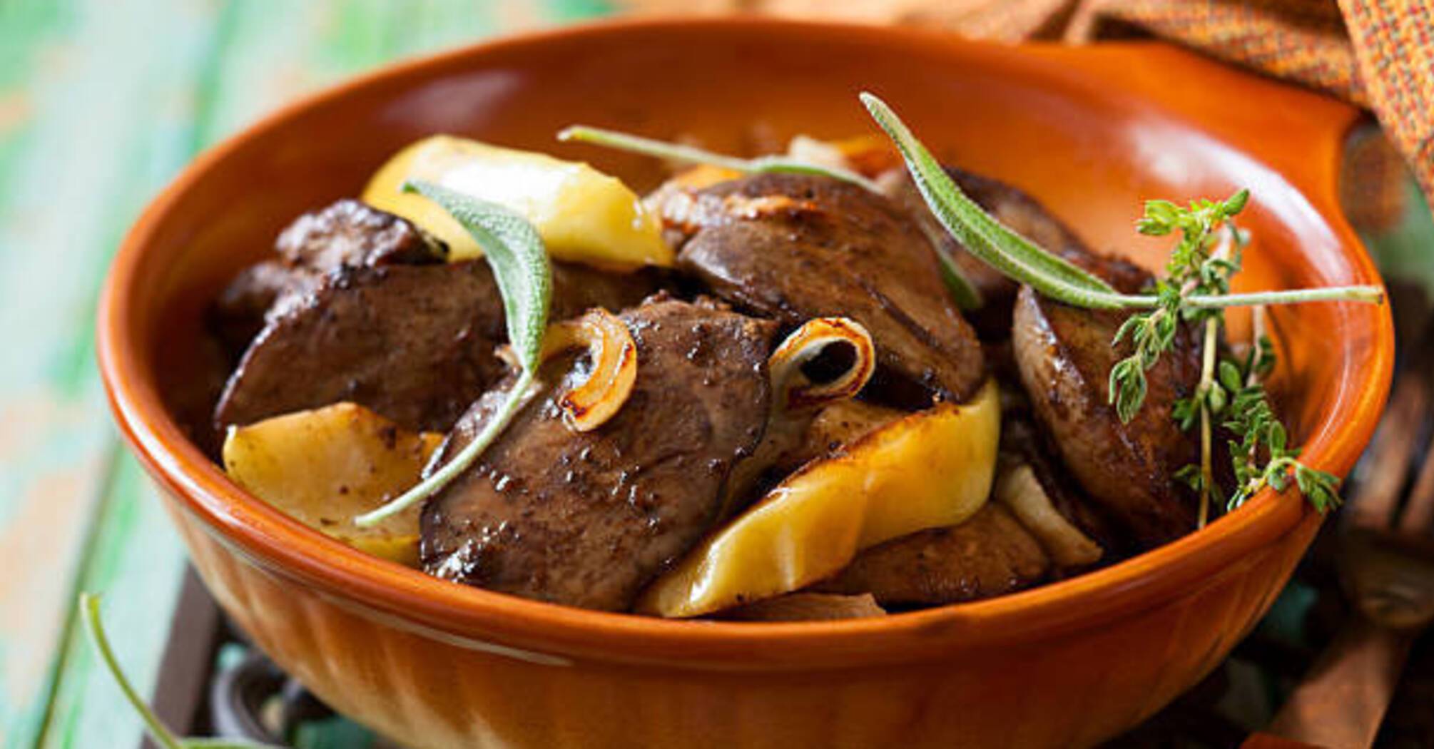 Salad with liver