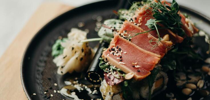 Salad with tuna