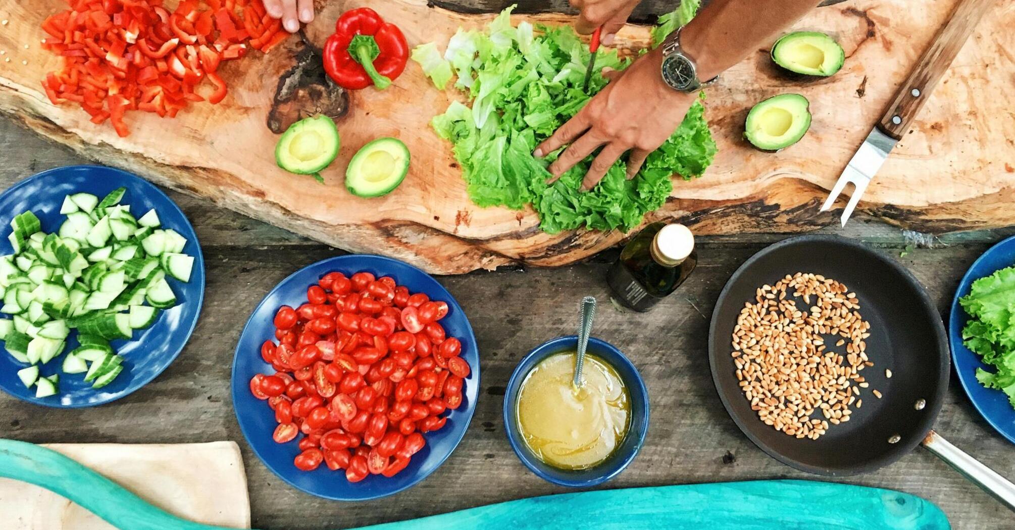 How to wash vegetables, fruits, berries and greens: useful tips