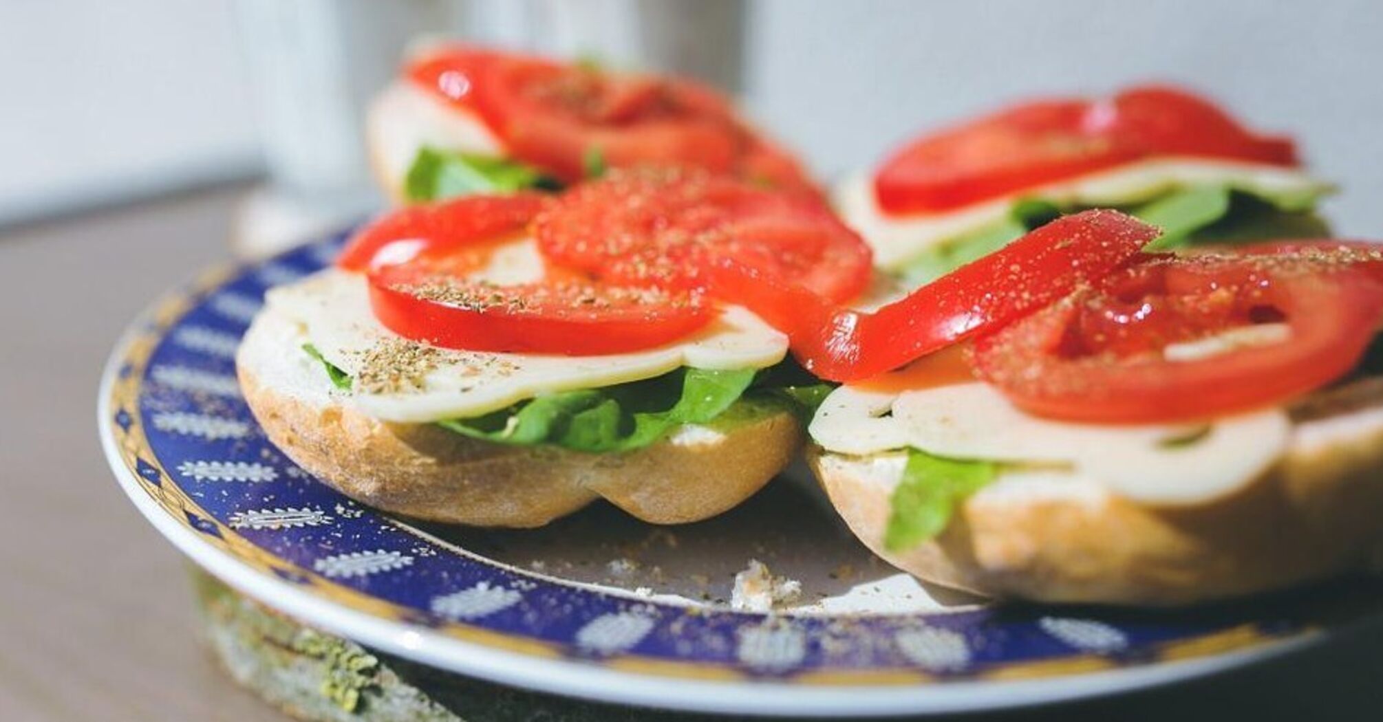 Sandwiches with crab sticks: how to prepare an unusual spread