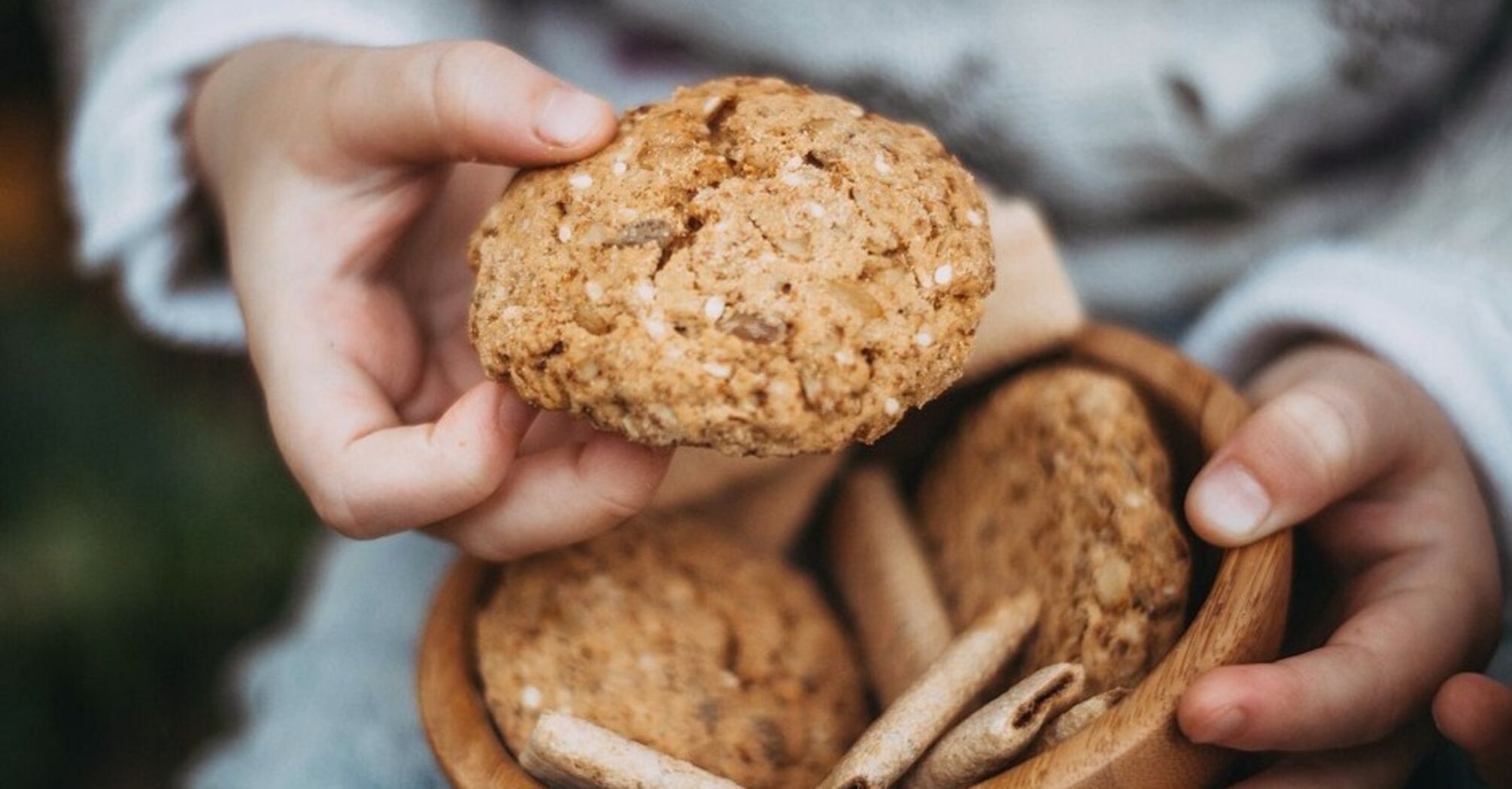 'Four Cereal' cookies: the simplest homemade baking