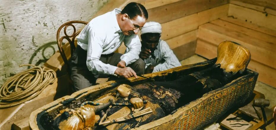 'The curse of the pharaoh'. The cause of death of more than 20 people who opened Tutankhamun's tomb in 1922 has been revealed