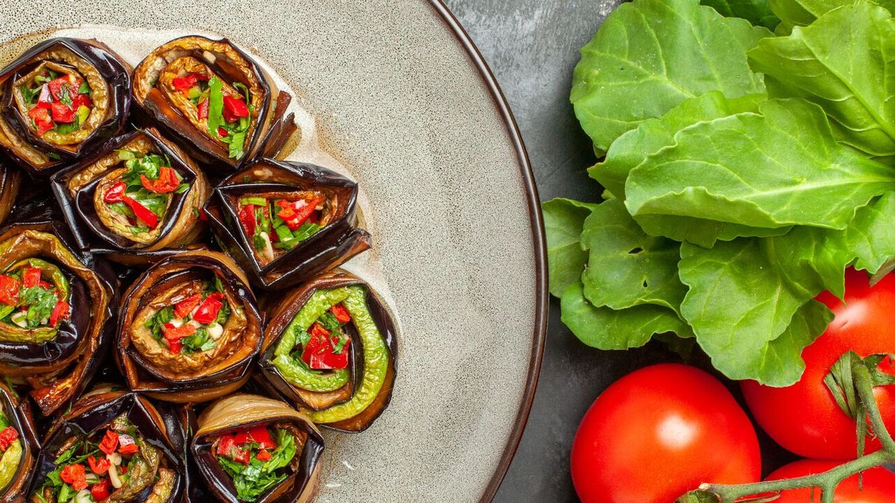A non-standard eggplant appetizer: a combination of flavors that impresses