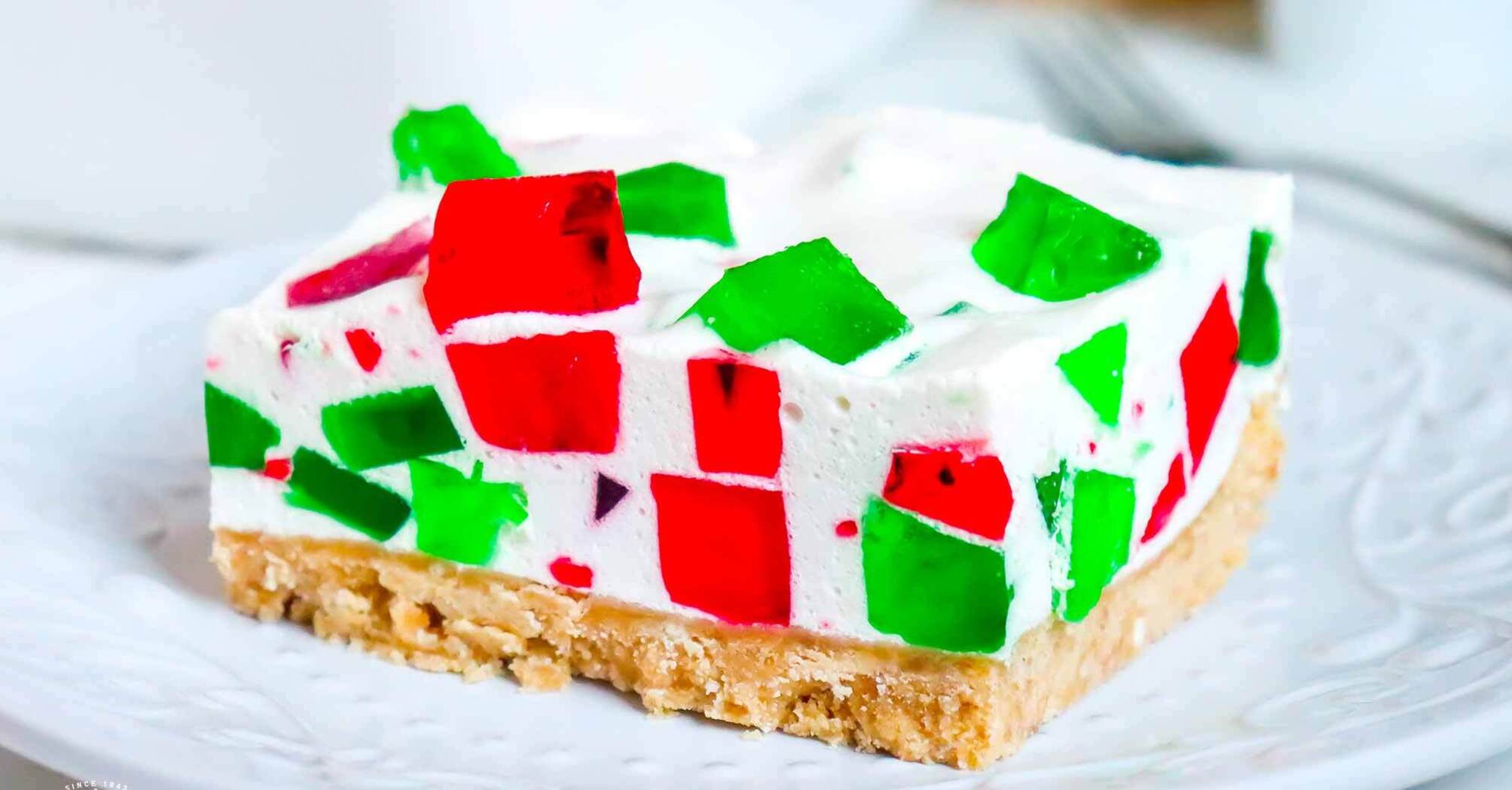 So much tastier: how to make the popular dessert broken glass with sponge cake