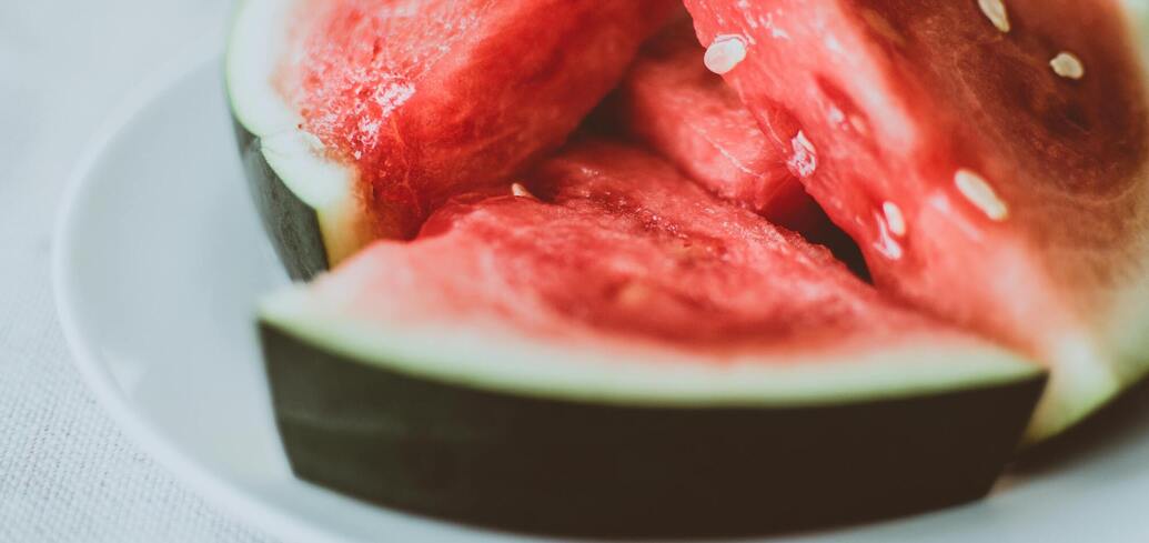 Как использовать кожуру арбуза в качестве удобрения