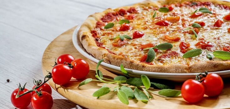 Perfect homemade kefir pizza: the dough will be thin