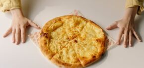 Lazy khachapuri with cheese: cooked in a skillet