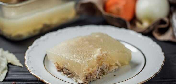 How to cook the perfect chicken aspic: it turns out transparent and without fat