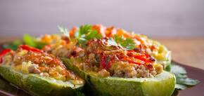 Stuffed zucchini in the oven: what ingredients to add to the filling
