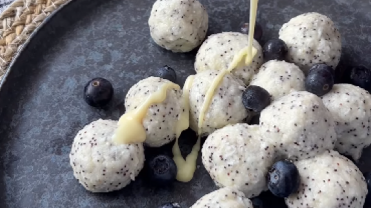 Lazy dumplings with coconut and poppy seeds: this is a dish you haven't cooked before