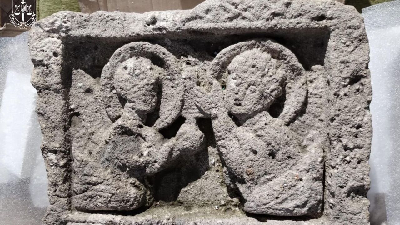 Two angels from the times of Kyivan Rus found in Volyn. Photo of the historical monument