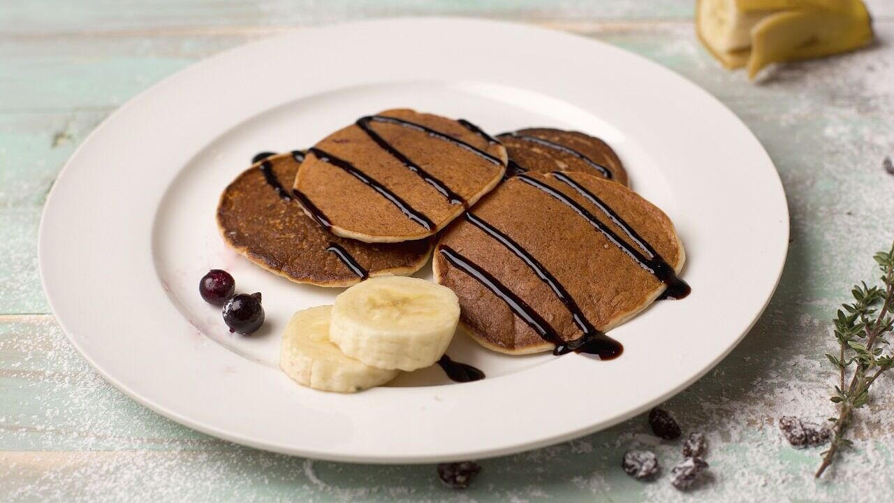 Delicious pancakes without eggs