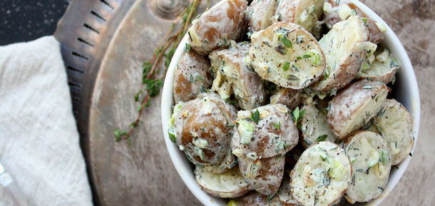 Ziemniaki w śmietanie: gotuj przed rozpoczęciem sezonu