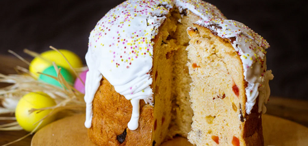 Wilgotne ciasto wielkanocne jak puch: jak zrobić udane ciasto