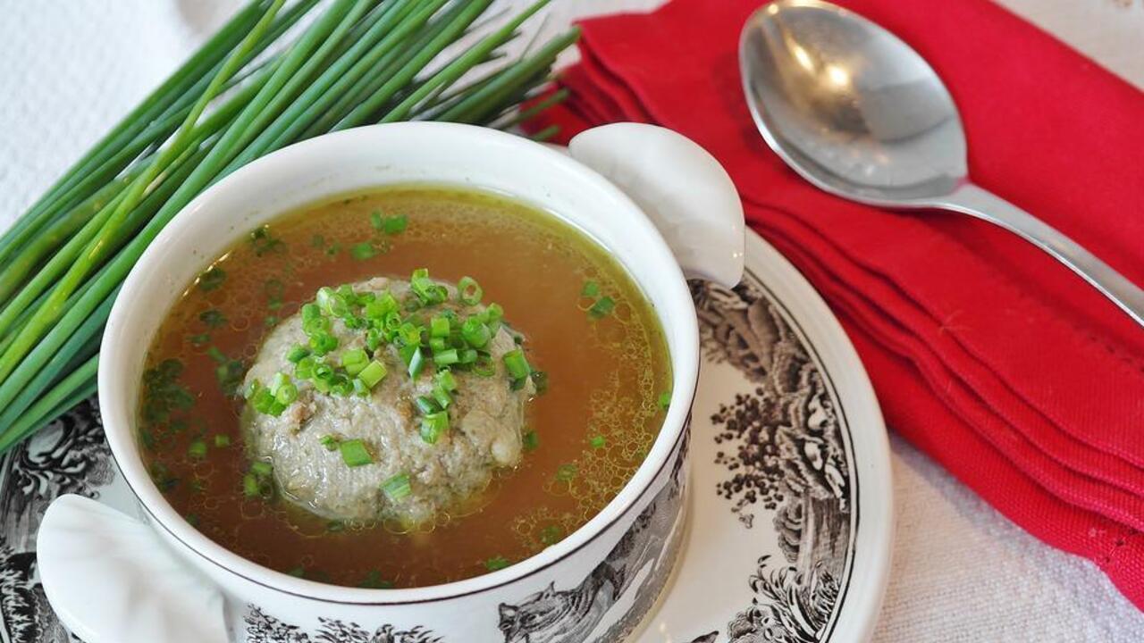 What to add to broth to make it healthy: just one ingredient