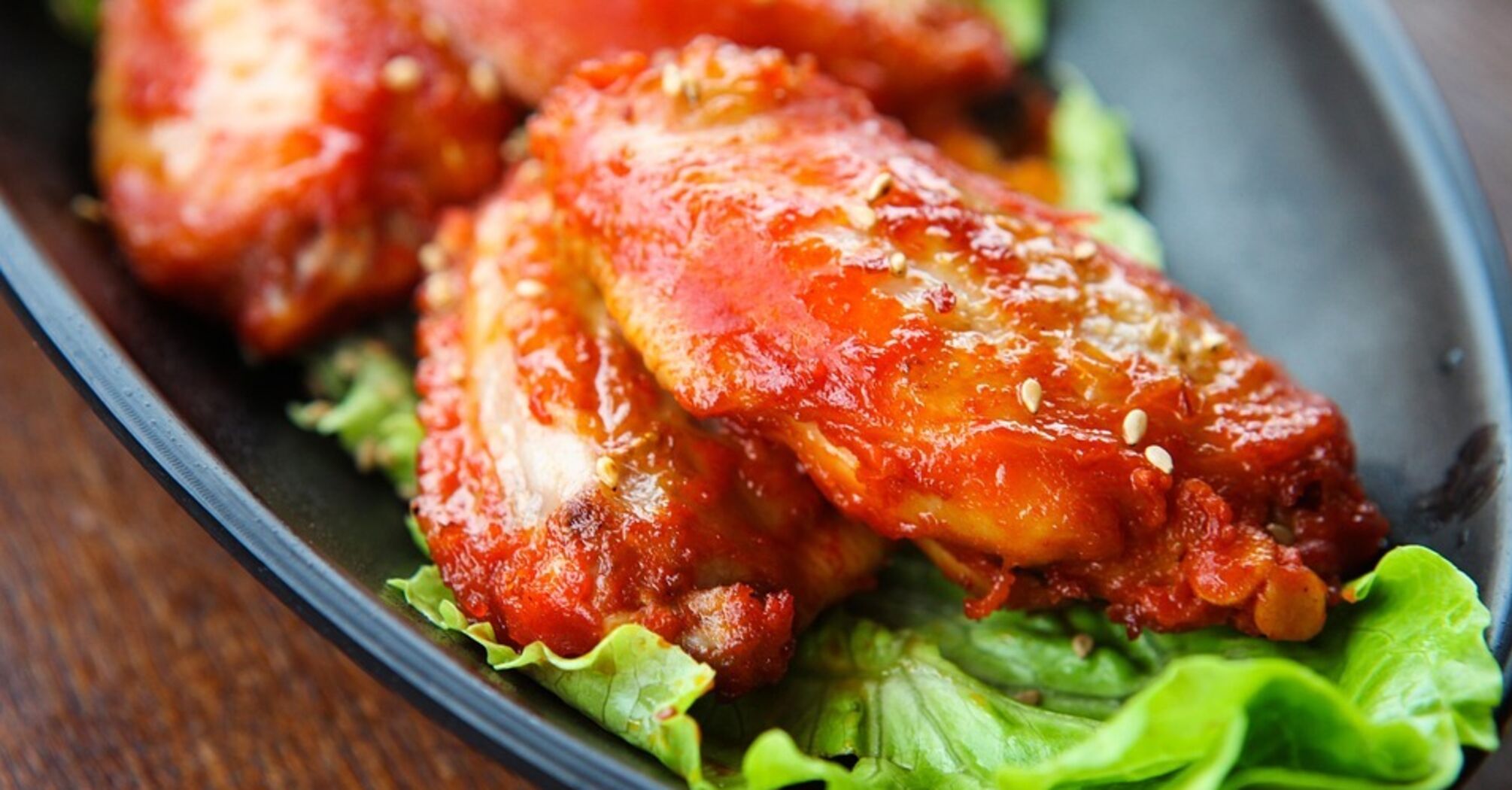 Juicy chicken wings that don't need to be marinated: they taste just like KFC