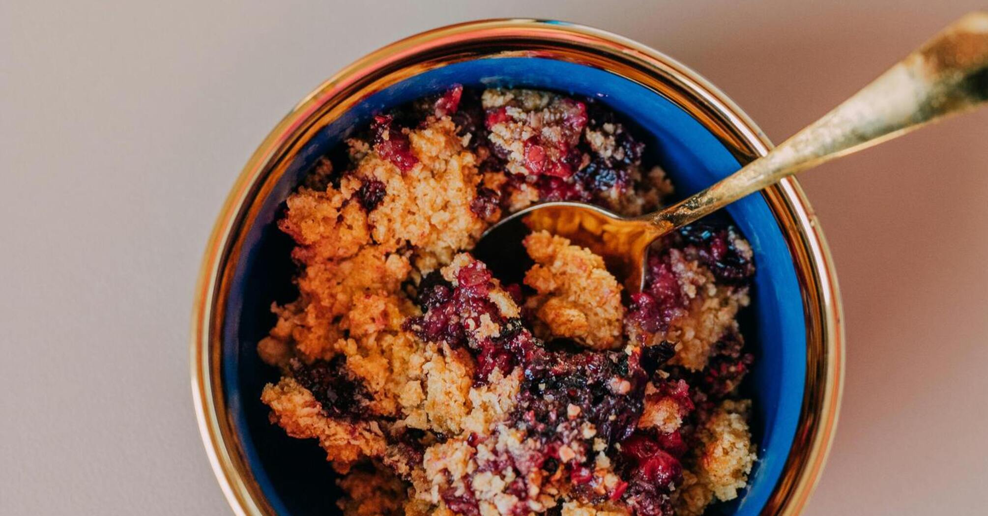 Berry crumble: how to make the perfect summer dessert