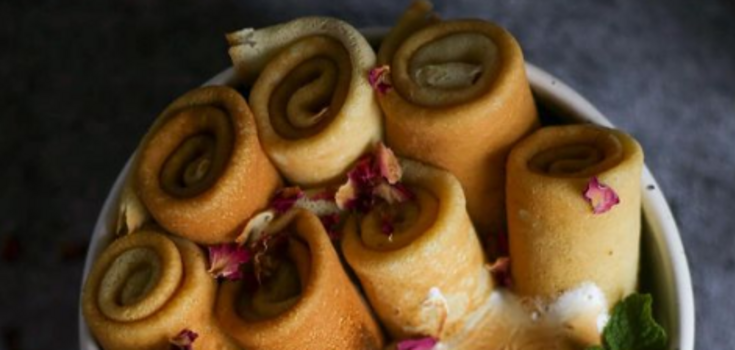Delicious pancakes with meringue: they always turn out thin