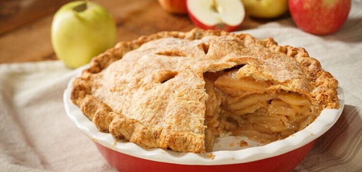 Without milk and eggs: a recipe for the most tender charlotte with apples in the oven